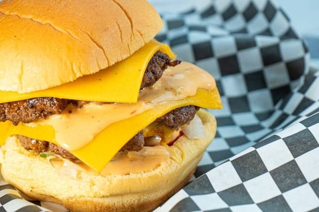 BIG Mic Burger Basket.
